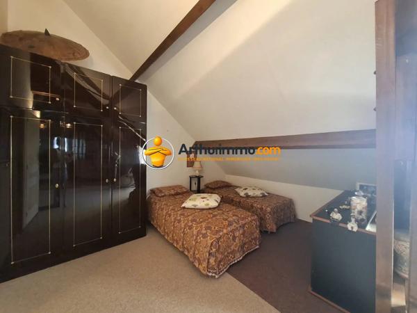 Vente                                                      Maison
                        
                     6 pièces                      149 m2                     à Coulommiers