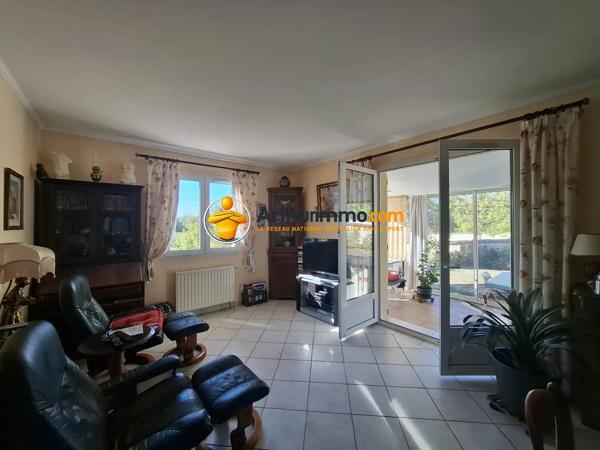 Vente                                                      Maison
                        
                     6 pièces                      149 m2                     à Coulommiers