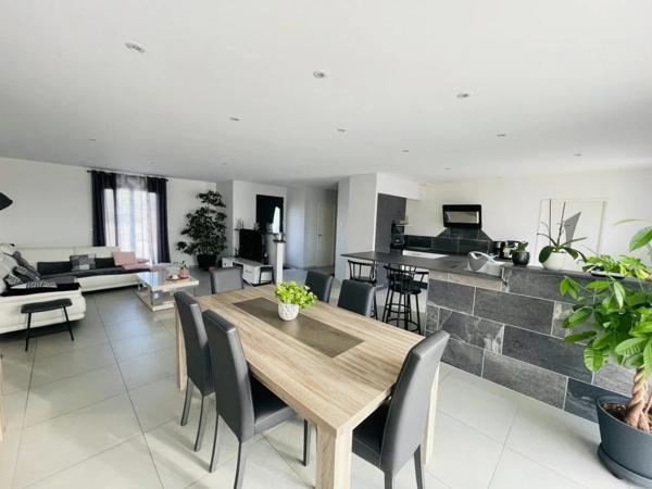 Maison à vendre à Saint-Donat-sur-l'Herbasse (26260)