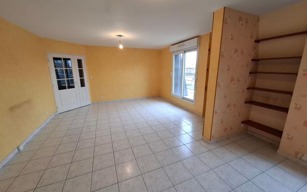 Appartement à louer    3 pièces • 80,34 m2 Compiègne