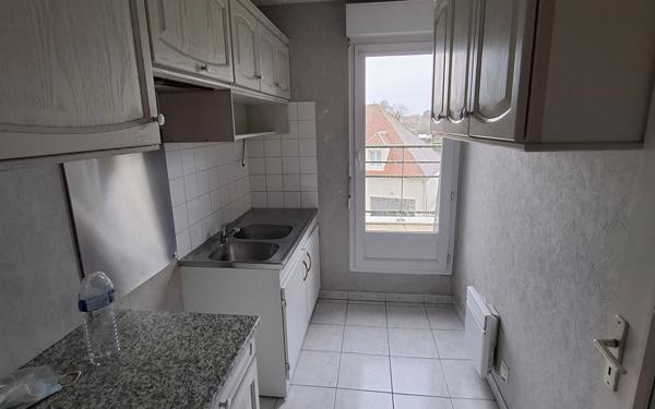 Appartement à louer    3 pièces • 80,34 m2 Compiègne