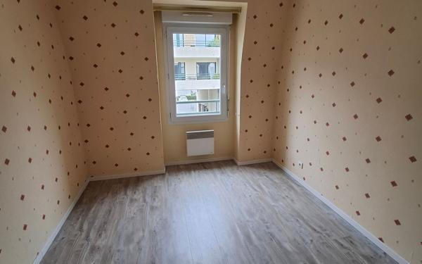 Appartement à louer    3 pièces • 80,34 m2 Compiègne