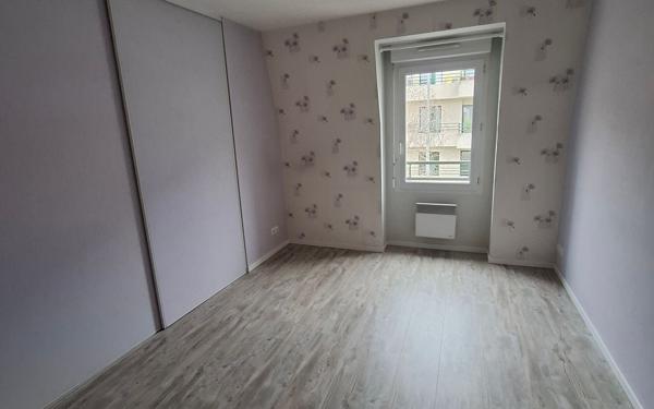 Appartement à louer    3 pièces • 80,34 m2 Compiègne