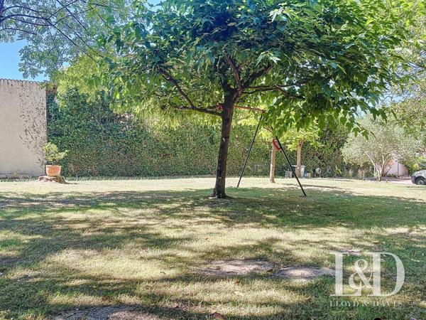 maison contemporaine familiale 263 m², 5 chambres sur terrain de plus de 2000m²