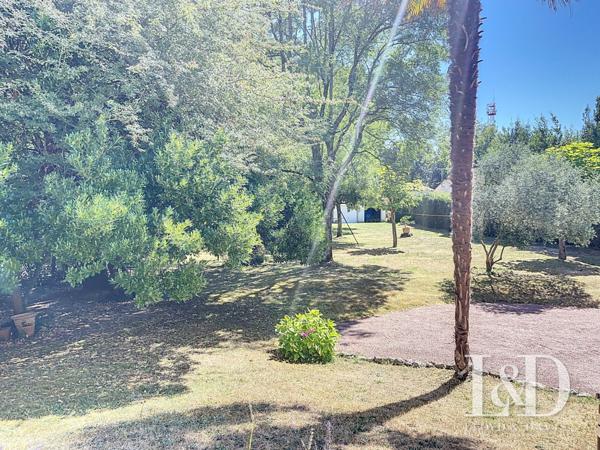 maison contemporaine familiale 263 m², 5 chambres sur terrain de plus de 2000m²