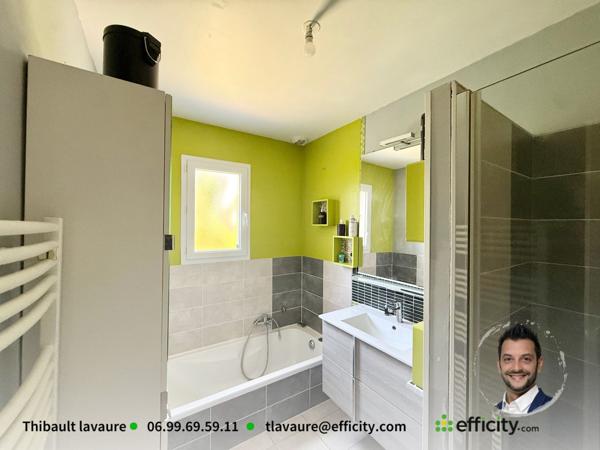 Maison
         5 pièces
        - 100 m² 223 650 € *