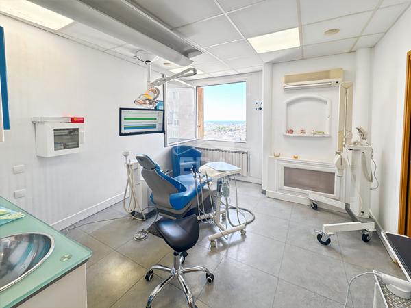 A vendre Murs ou futur appartement Vue mer Marseille 13004 Chutes Lavie