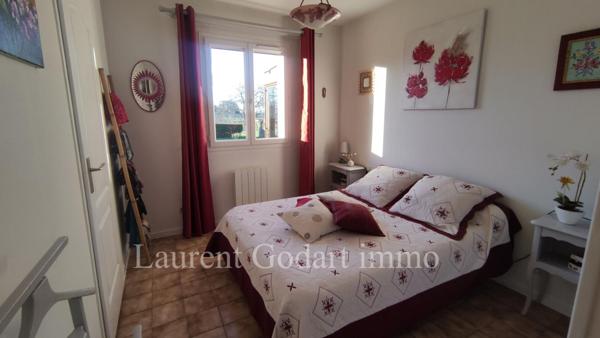 VIAGER OCCUPÉ - Maison 5 pièces, garage et dépendance