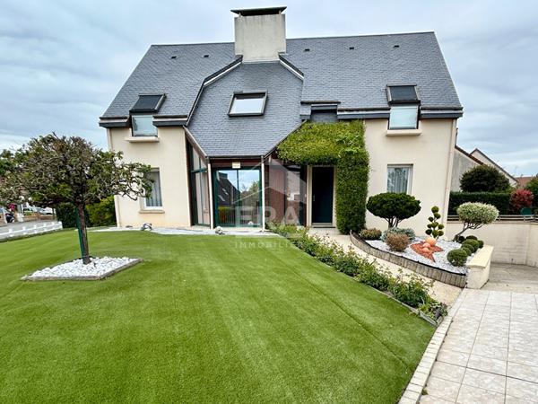 Maison  d'architecte Rouillon 5 chambres et sous-sol complet