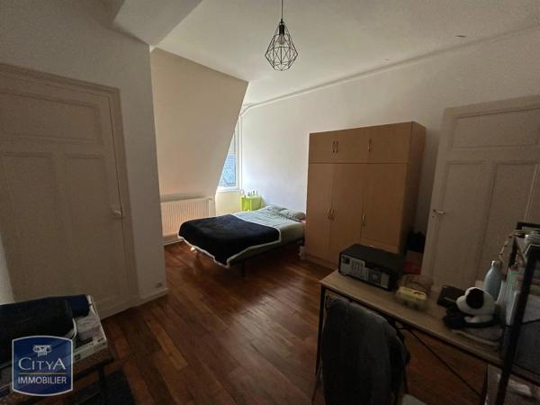 Appartement à louer 2 pièces 52.32m² Saint-Quentin (02100)