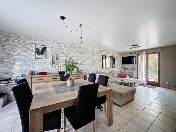 Maison de plain-pied à Ouzouer sur Trézée