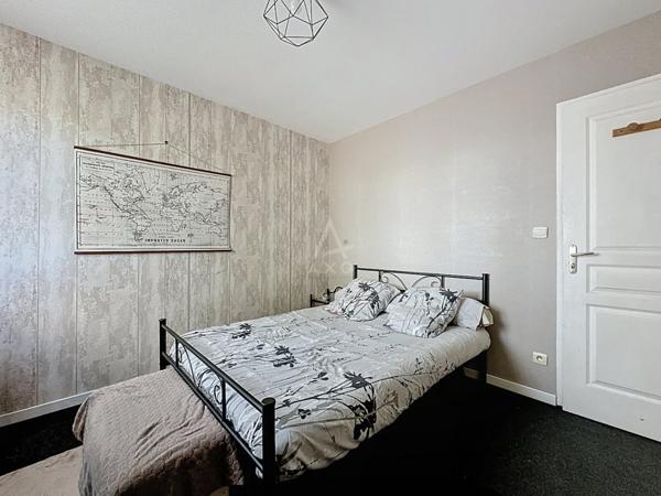 Maison de plain-pied à Ouzouer sur Trézée