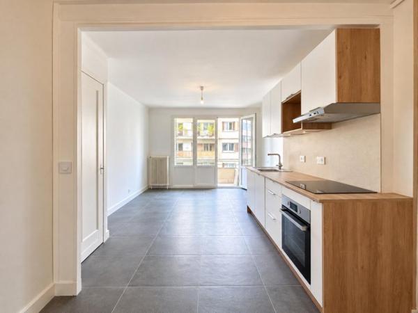 Location / Appartement T3 à Annecy (74000)