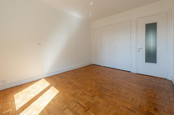 Location / Appartement T3 à Annecy (74000)
