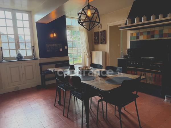 Maison à vendre 9 pièces GY L'EVEQUE (89) Propriété de caractère de 185 m2 4 chambres plus bureau   Terrain