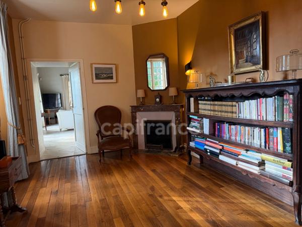 Maison à vendre 9 pièces GY L'EVEQUE (89) Propriété de caractère de 185 m2 4 chambres plus bureau   Terrain