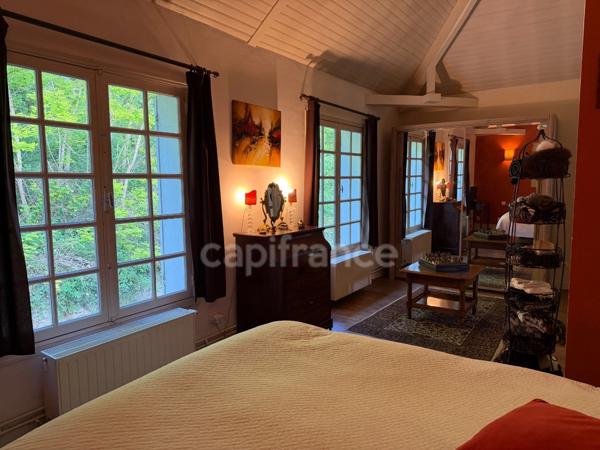 Maison à vendre 9 pièces GY L'EVEQUE (89) Propriété de caractère de 185 m2 4 chambres plus bureau   Terrain