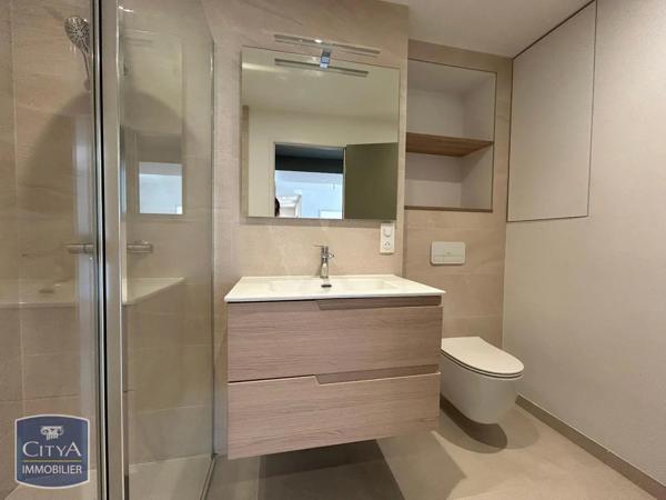 Appartement à louer 3 pièces 57.02m² Pau (64000)