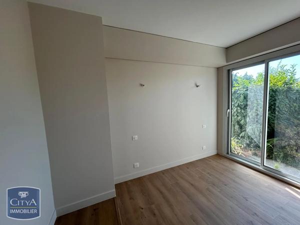 Appartement à louer 3 pièces 57.02m² Pau (64000)