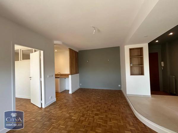 Appartement à louer 3 pièces 57.02m² Pau (64000)