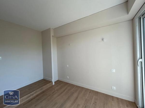 Appartement à louer 3 pièces 57.02m² Pau (64000)