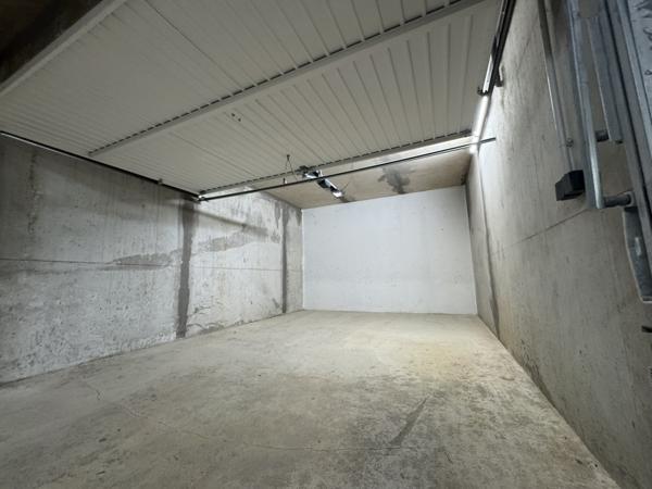 Six-Fours-les-Plages (83140) À Vendre Garage 19 m² – Six-Fours-les-Plages (83140)