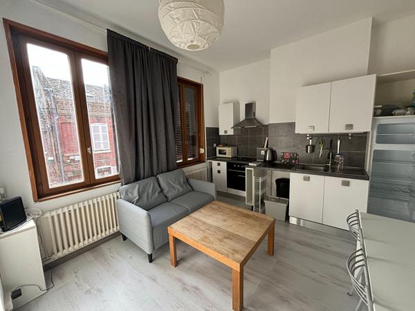 AMIENS SUD - COLOCATION  TROIS CHAMBRES DISPONIBLES
