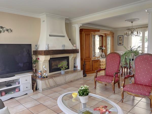 Maison de qualité 220 m2 + Piscine