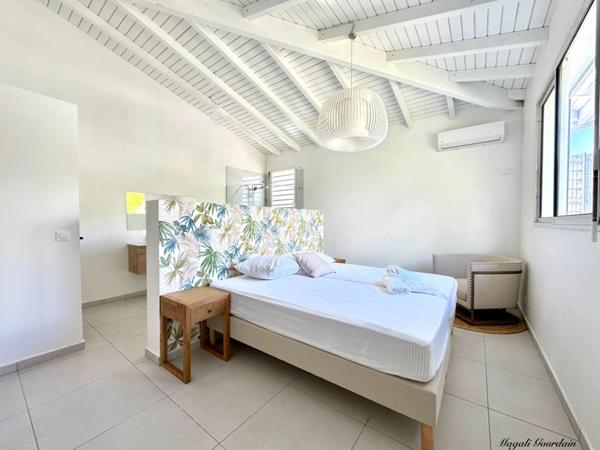 EN EXCLUSIVITE - A VENDRE - VILLA DE PRESTIGE MEUBLEE AVEC VUE MER - SAINT FRANCOIS