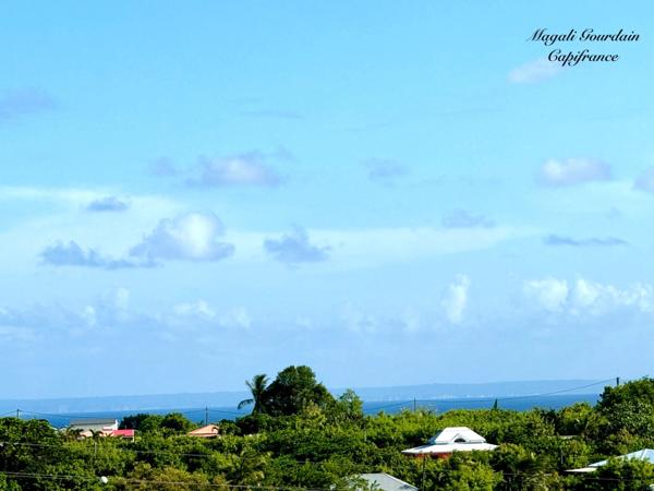 EN EXCLUSIVITE - A VENDRE - VILLA DE PRESTIGE MEUBLEE AVEC VUE MER - SAINT FRANCOIS