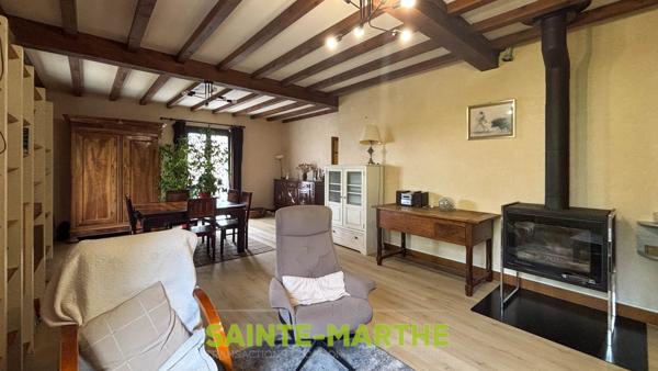 Bessines. Grand pavillon 3 ch Bessines (79000)