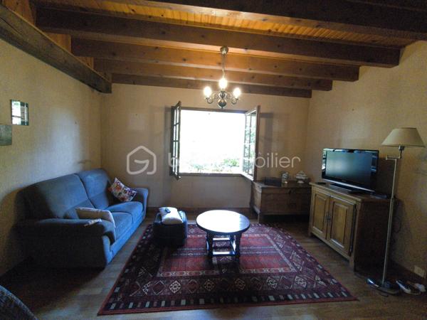 Maison en pierre de 152 m²