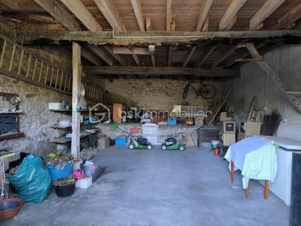 Maison en pierre de 152 m²