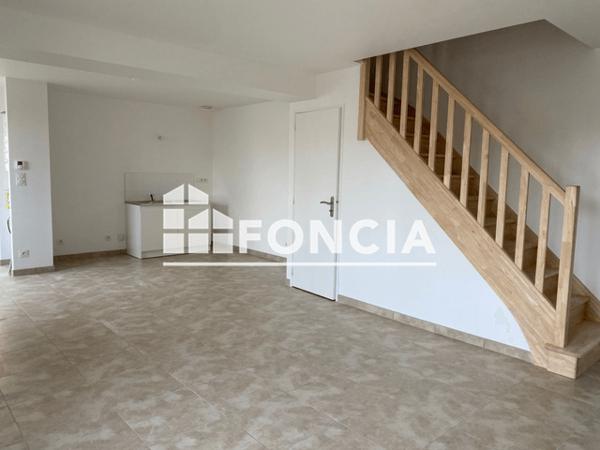 Location Maison 3 pièces 66.05 m² - 73 RUE PIERRE CURIE Allonnes 72700