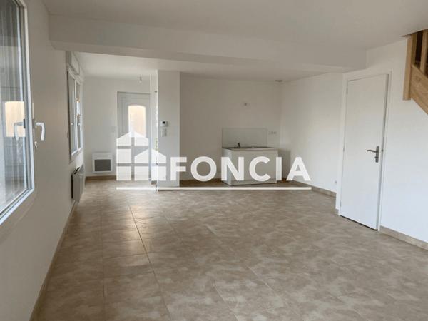 Location Maison 3 pièces 66.05 m² - 73 RUE PIERRE CURIE Allonnes 72700