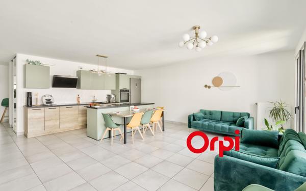 Appartement à vendre    4 pièces • 96 m2 Villeurbanne