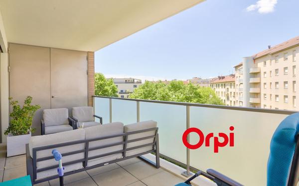 Appartement à vendre    4 pièces • 96 m2 Villeurbanne