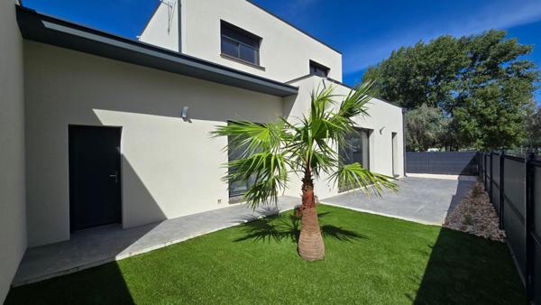 Villa Serignan T4 109 m2 A 500 METRES DE LA MER