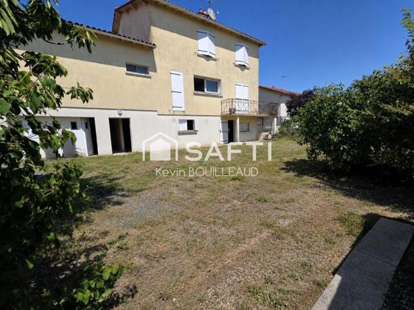 Calme, proche des commodités, 334m² à rénover avec garage.
