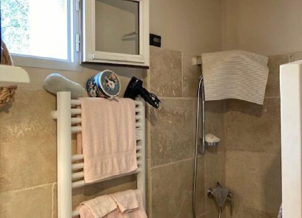 Appartement à louer    2 pièces • 37,91 m2 Saint-Pierre-de-Vassols