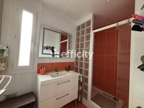 Maison 5 pièces - 92 m² Exclusivité efficity