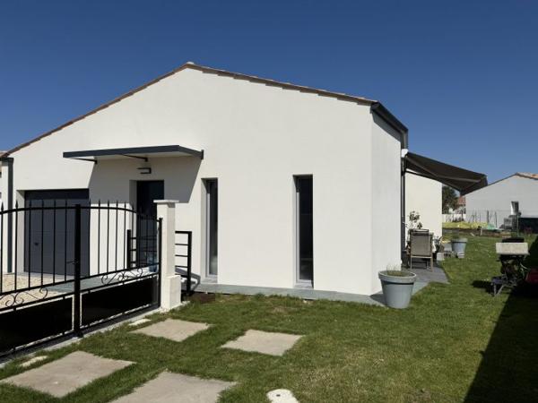 Maison contemporaine Semussac 92.80 m²