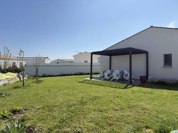 Maison contemporaine Semussac 92.80 m²