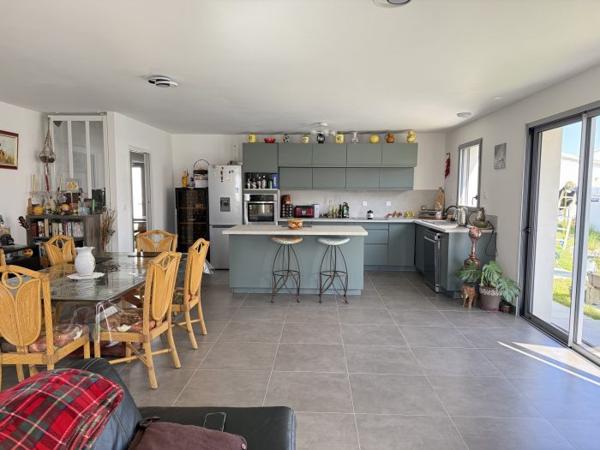 Maison contemporaine Semussac 92.80 m²