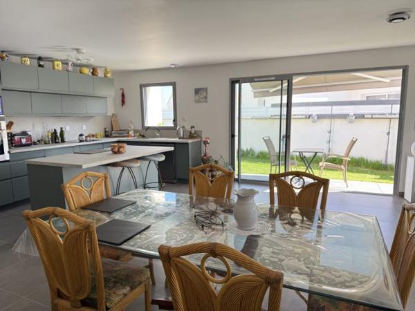 Maison contemporaine Semussac 92.80 m²