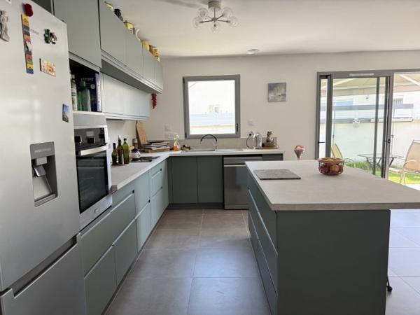 Maison contemporaine Semussac 92.80 m²