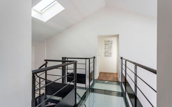 Maison à vendre    5 pièces •  Bron