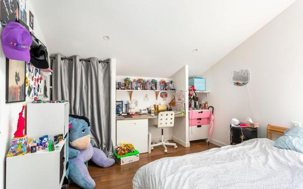 Maison à vendre    5 pièces •  Bron