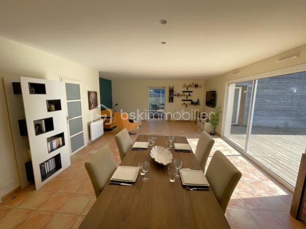 Villa de 310 m²