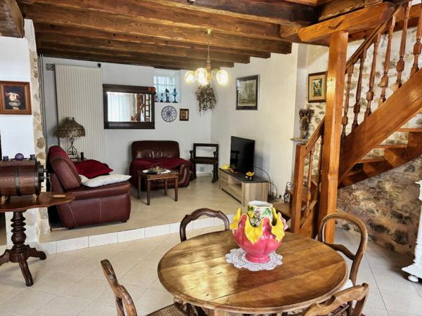 Maison village, 3 chambres, Jardin.